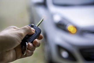 Istock 1248998448 Car Keys Blue Filter