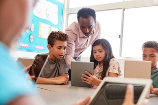 Istockphoto 1045327744 612X612 Grundskola