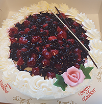 Cake small